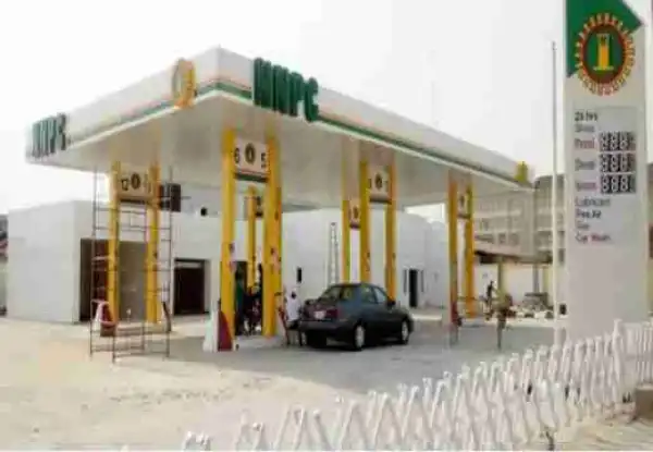 Armed Robbers Snatch N16m From NNPC Mega Station Employees In Kano